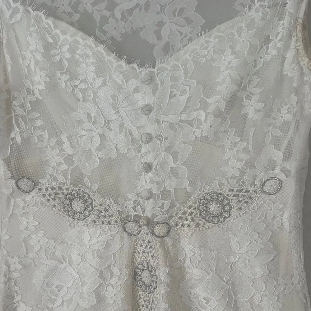 Vintage Claire Pettibone Sleeveless Wedding Dress In Size 8 — image 6 of 8